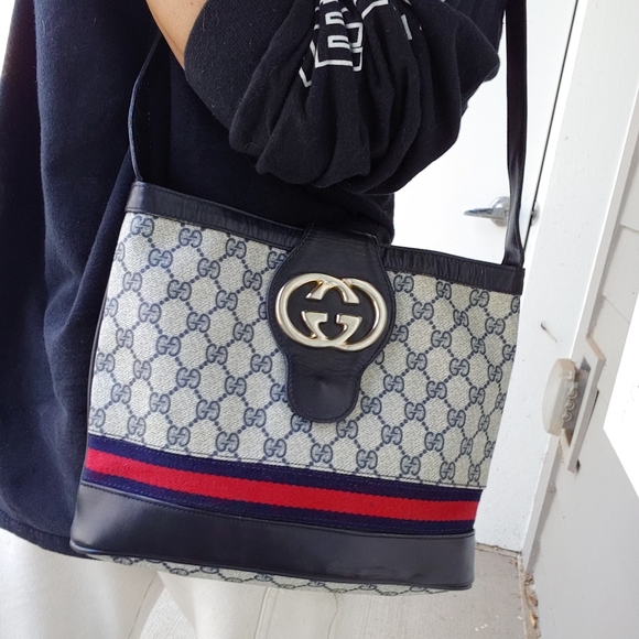 Authentic Vintage Gucci GG Monogram Supreme Web Blondie Britt Ophidia Bucket - Picture 2 of 11